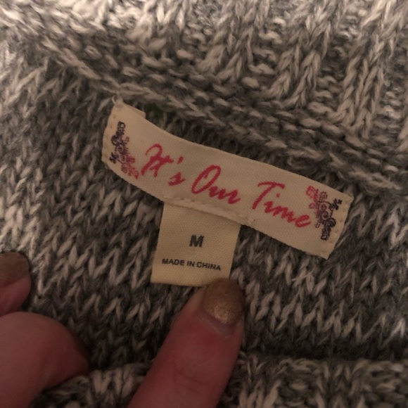 Cowl Gray Sweater - Picture 4 of 4